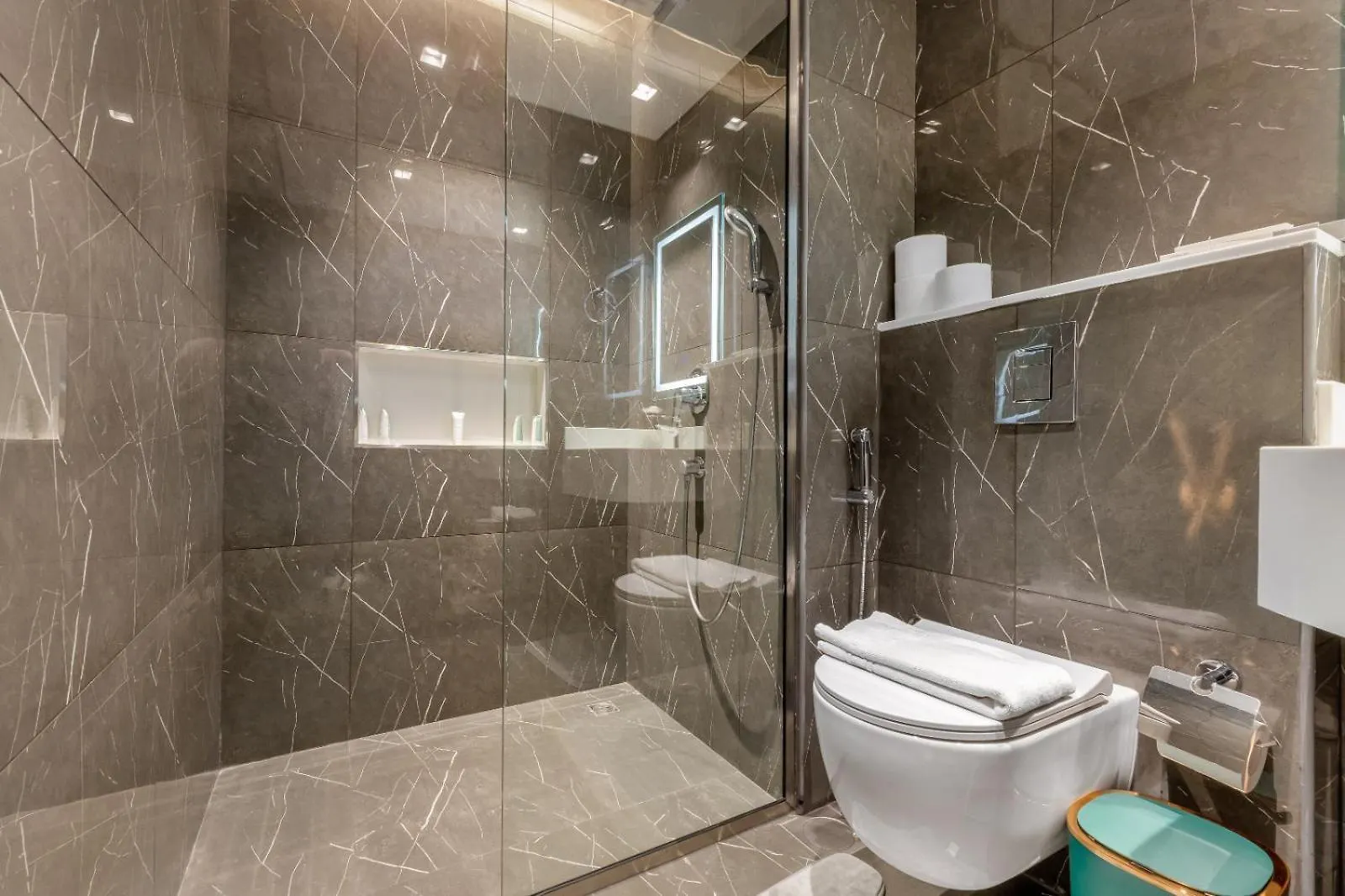 Apartmán Chic One-Bed Haven W Pool & Gym Heart Of Dubaj
