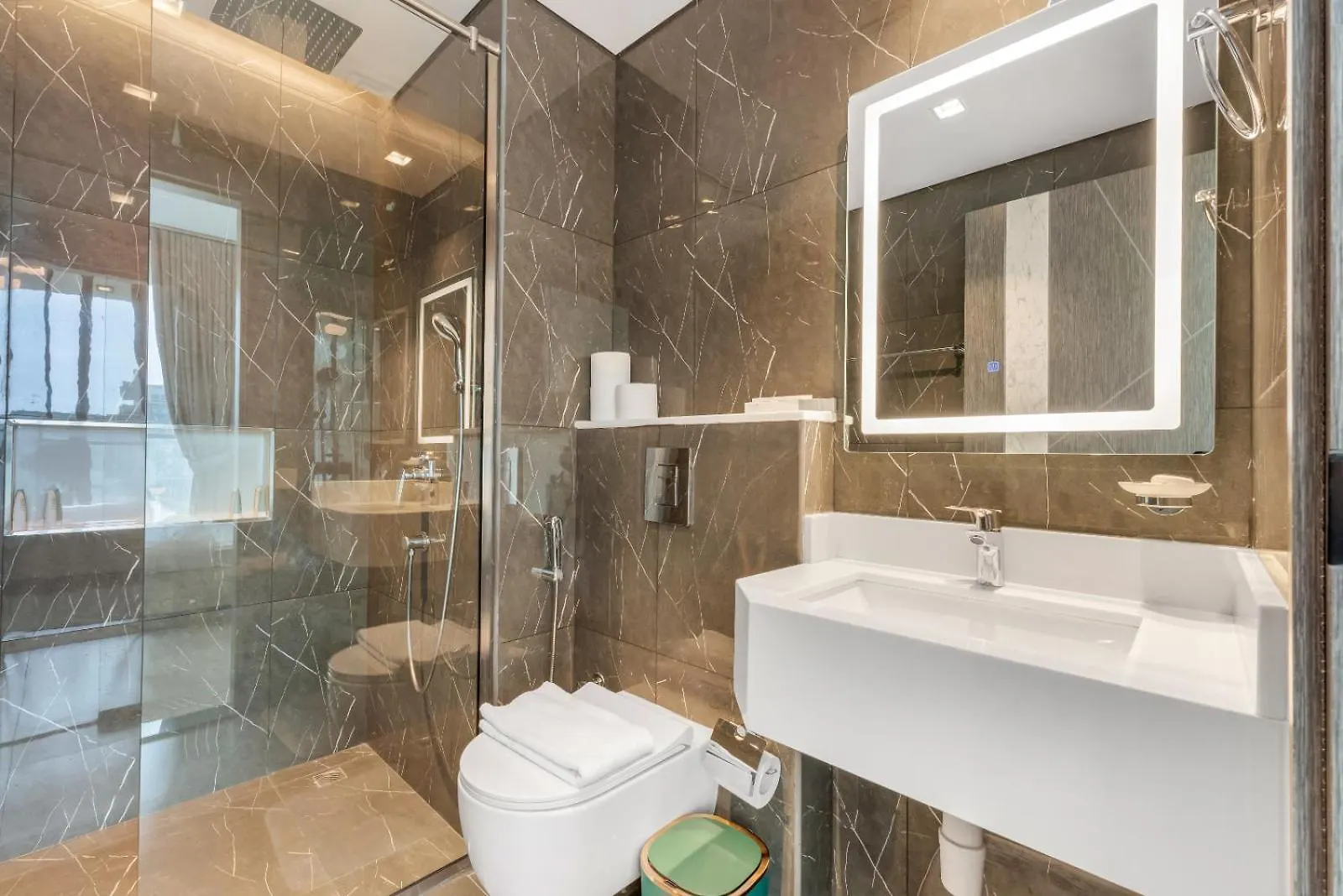 Apartmán Chic One-Bed Haven W Pool & Gym Heart Of Dubaj 0*,  Spojené arabské emiráty